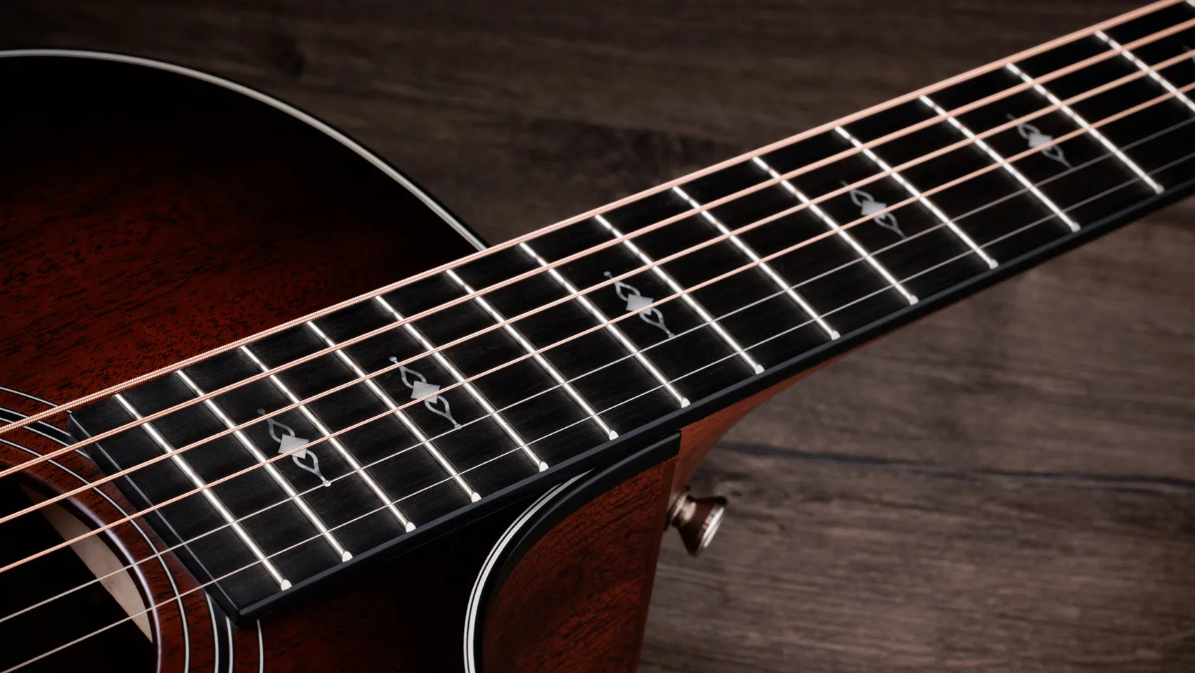 Taylor-322ce 12-Fret-
